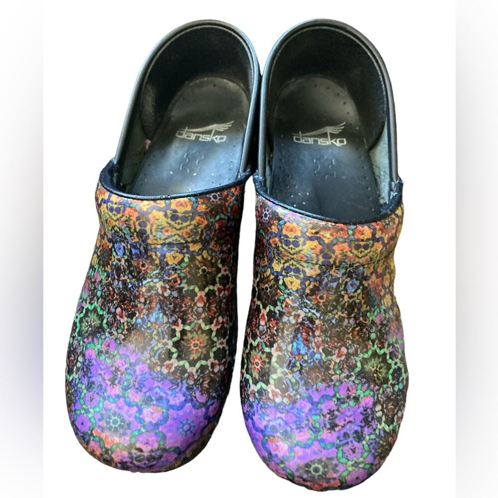 Dansko Women’s Size 37 - 7 Multi Color Slip On Le… - image 1